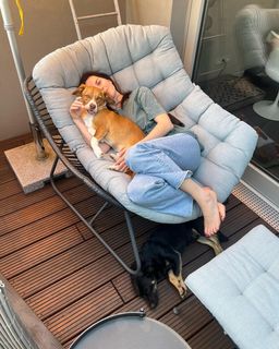 Ines Anioli feet photo thumbnail