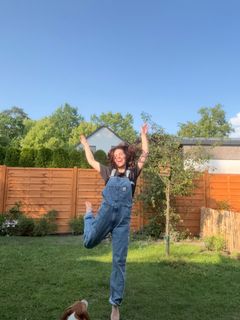 Ines Anioli feet photo thumbnail