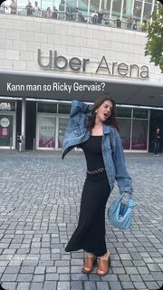 Ines Anioli feet photo thumbnail