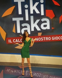 Ines Trocchia feet photo 13