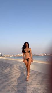 Ines Trocchia feet photo 4