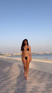 Ines Trocchia feet photo 3