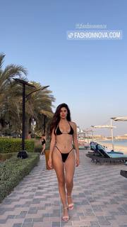 Ines Trocchia feet photo 19
