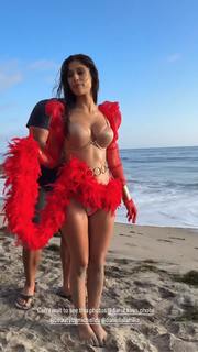 Ines Trocchia feet photo 15