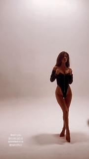 Ines Trocchia feet photo 11