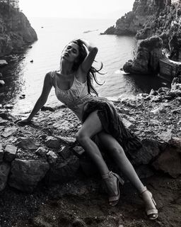 Ines Trocchia feet photo 18