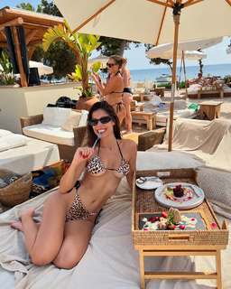 Ines Trocchia feet photo 4