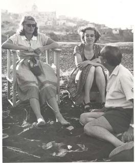 Ingrid Bergman feet photo 8
