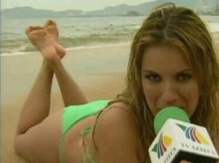 Ingrid Coronado feet photo thumbnail