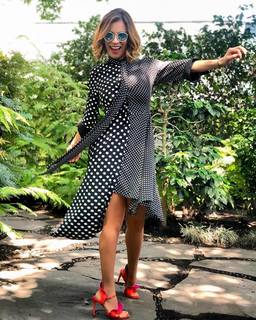 Ingrid Coronado feet photo thumbnail