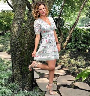 Ingrid Coronado feet photo thumbnail