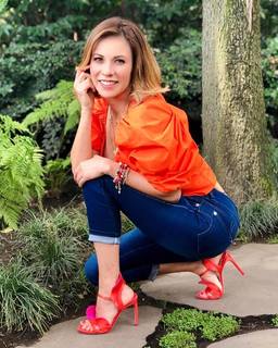 Ingrid Coronado feet photo thumbnail