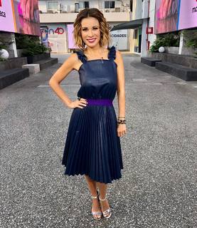 Ingrid Coronado feet photo thumbnail