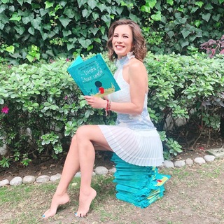 Ingrid Coronado feet photo thumbnail