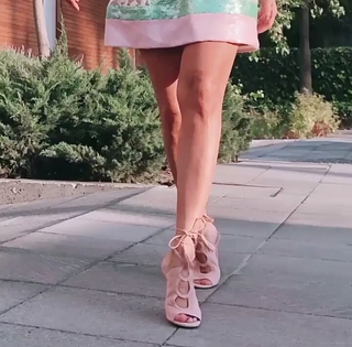 Ingrid Coronado feet photo thumbnail