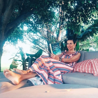 Ingrid Coronado feet photo thumbnail