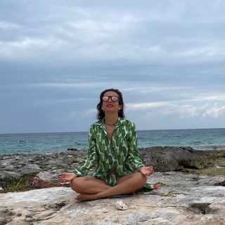 Ingrid Coronado feet photo thumbnail