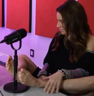 Ingrid Coronado feet photo thumbnail