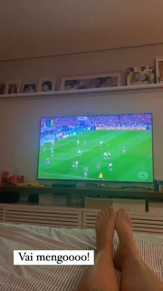 Ingrid Guimarães feet photo 3
