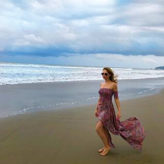 Ingrid Martz feet photo 7