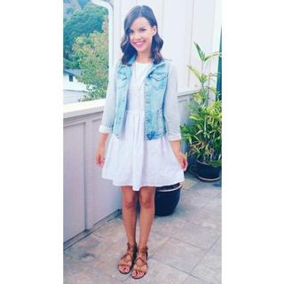 Ingrid Nilsen feet photo thumbnail