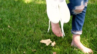 Ingrid Nilsen feet photo thumbnail