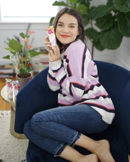 Ingrid Nilsen feet photo thumbnail