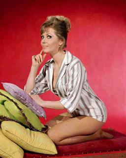 Ingrid Pitt feet photo 4