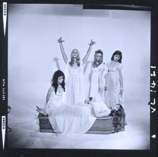 Ingrid Pitt feet photo 11