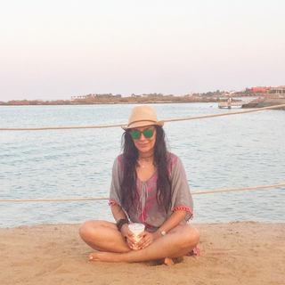 Injy El Mokkaddem feet photo thumbnail