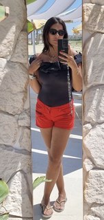 Injy El Mokkaddem feet photo thumbnail