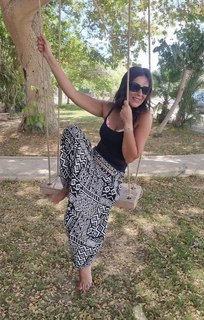 Injy El Mokkaddem feet photo thumbnail