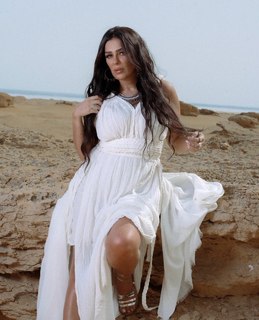 Injy El Mokkaddem feet photo thumbnail