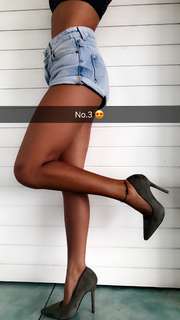 Inka Williams feet photo thumbnail