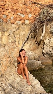 Inka Williams feet photo thumbnail