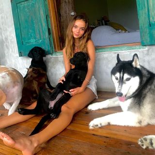 Inka Williams feet photo thumbnail