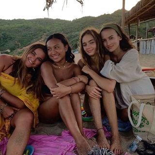 Inka Williams feet photo thumbnail