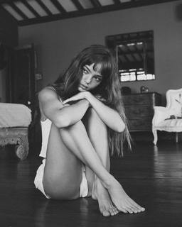 Inka Williams feet photo thumbnail