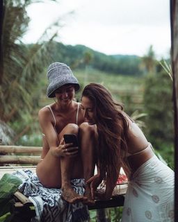 Inka Williams feet photo thumbnail