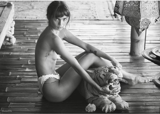 Inka Williams feet photo thumbnail