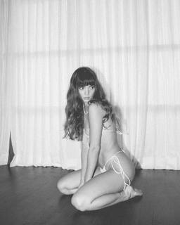 Inka Williams feet photo thumbnail