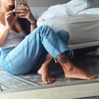 Inna feet photo thumbnail