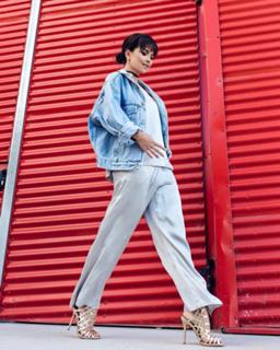 Inna feet photo thumbnail