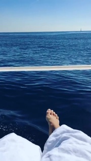Inna feet photo thumbnail
