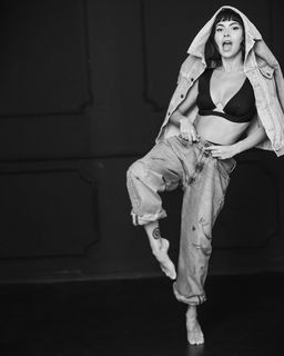 Inna feet photo thumbnail