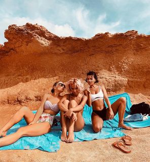 Inna feet photo thumbnail