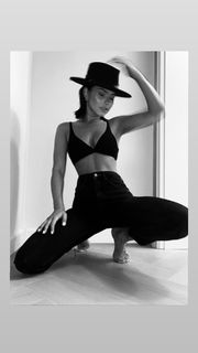 Inna feet photo thumbnail