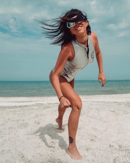 Inna feet photo thumbnail