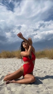 Inna feet photo thumbnail