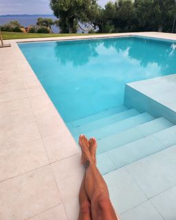 Inna feet photo thumbnail